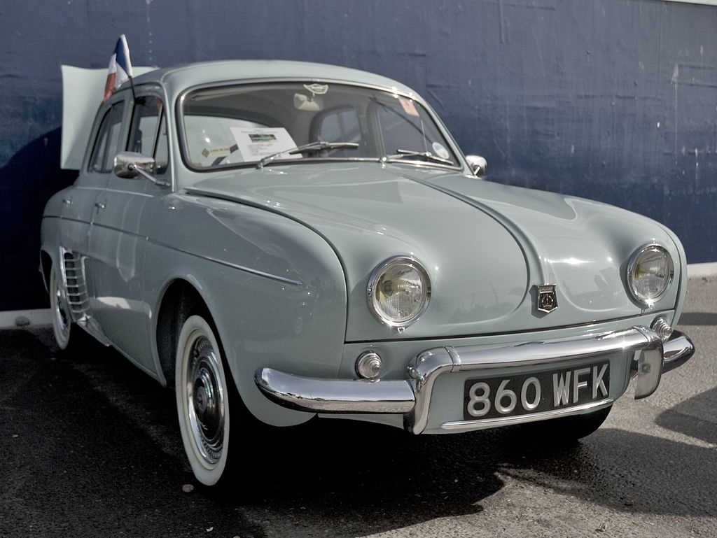 رنو دوفین (Renault Dauphine)